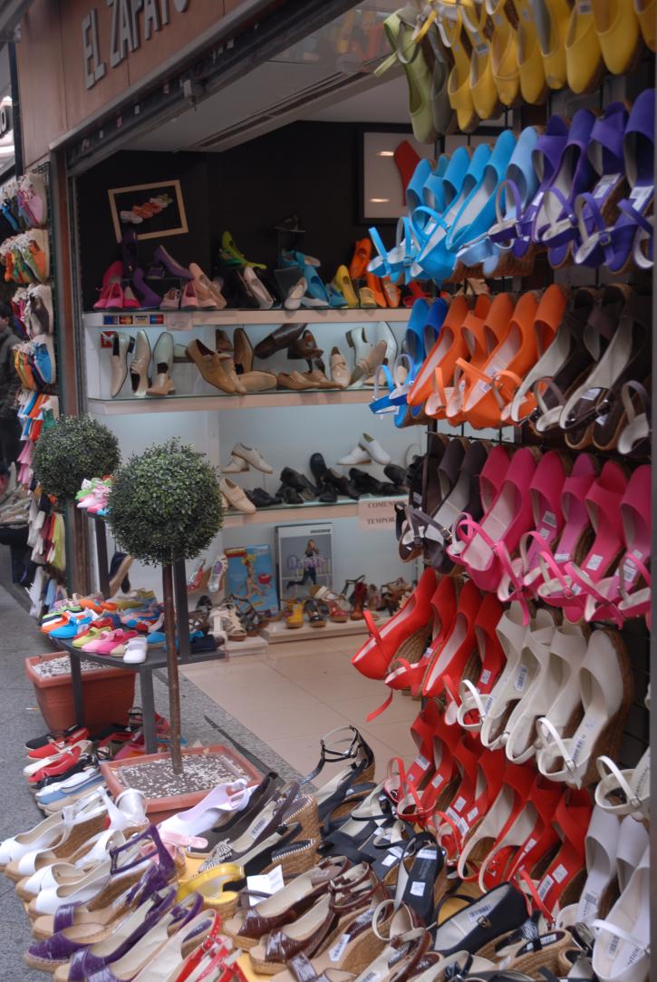 tag:shoes/Calle Alcaicería de la Losa/Geohack: 