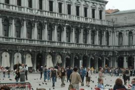 Venezia/Piazza S. Marco/Tauben und Menschen Venezia/Piazza S. Marco/Tauben und Menschen